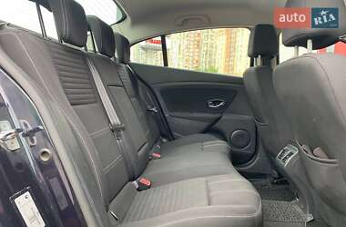 Седан Renault Fluence 2015 в 
