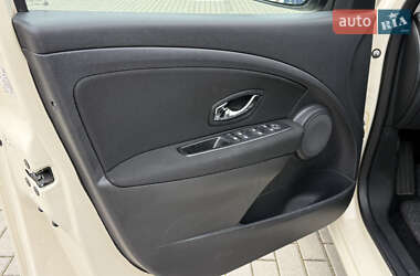Седан Renault Fluence 2013 в 
