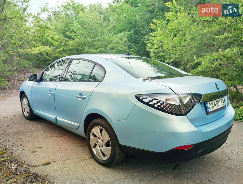 Седан Renault Fluence 2011 в Золотоноше