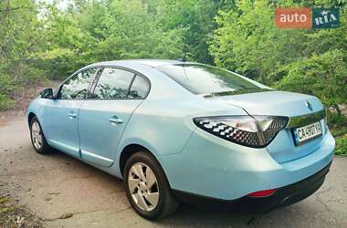 Седан Renault Fluence 2011 в 