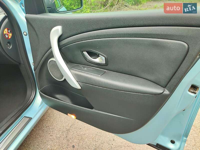 Седан Renault Fluence 2011 в Золотоноше