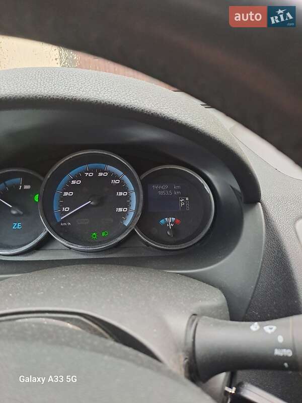 Седан Renault Fluence 2012 в Хусте фото 13 Седан Renault Fluence 2012 в Хусте