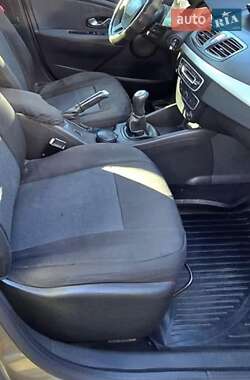 Седан Renault Fluence 2010 в 
