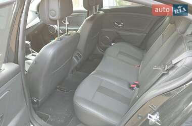Седан Renault Fluence 2011 в 