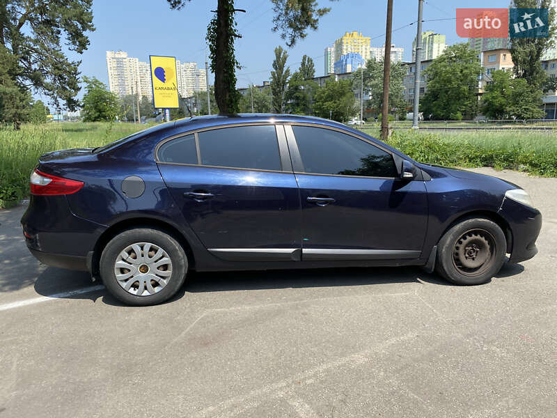Седан Renault Fluence 2013 в Киеве