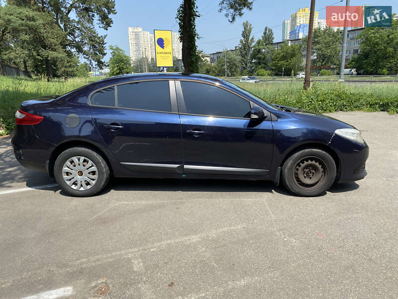Седан Renault Fluence 2013 в Киеве