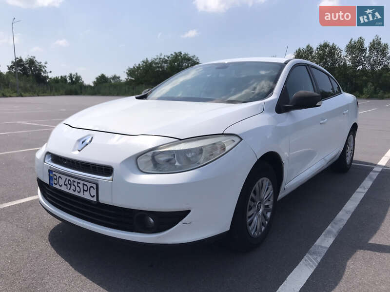 Седан Renault Fluence 2010 в 