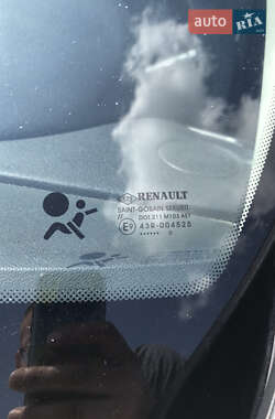 Седан Renault Fluence 2010 в 