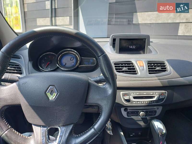 Седан Renault Fluence 2015 в Днепре