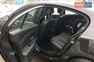 Седан Renault Fluence 2011 в 