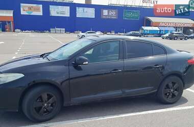 Седан Renault Fluence 2011 в 