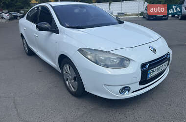 Седан Renault Fluence 2011 в 