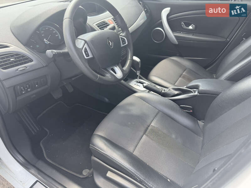 Седан Renault Fluence 2011 в Одессе