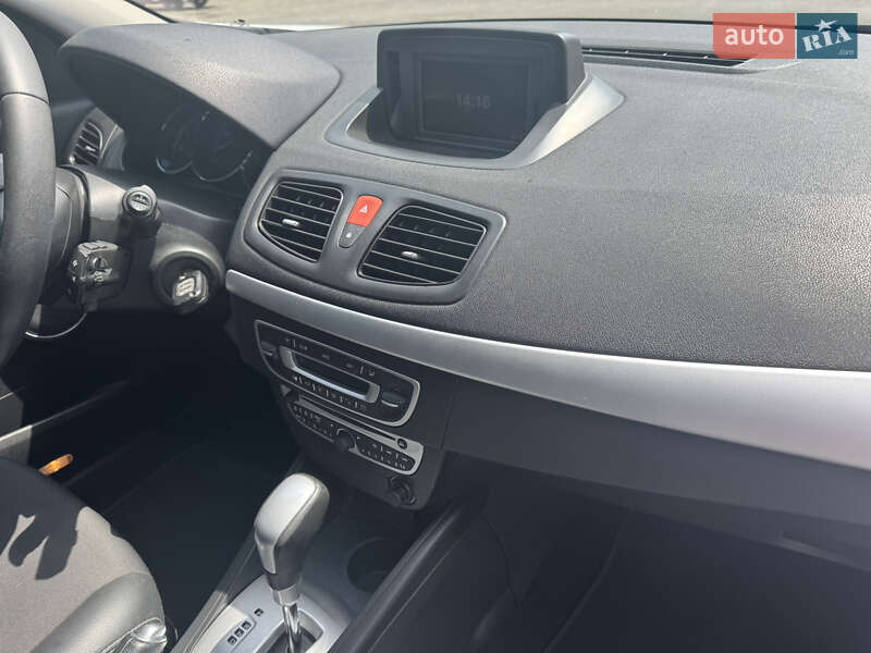 Седан Renault Fluence 2011 в Одессе