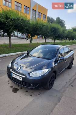 Седан Renault Fluence 2010 в 