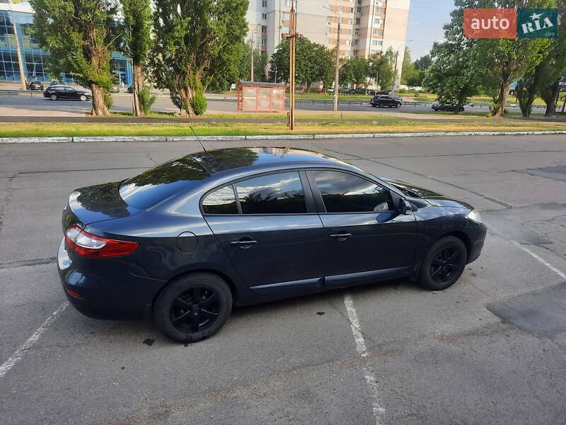 Седан Renault Fluence 2010 в Черкассах