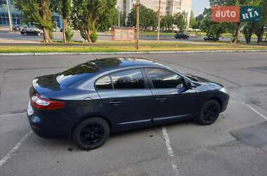 Седан Renault Fluence 2010 в 