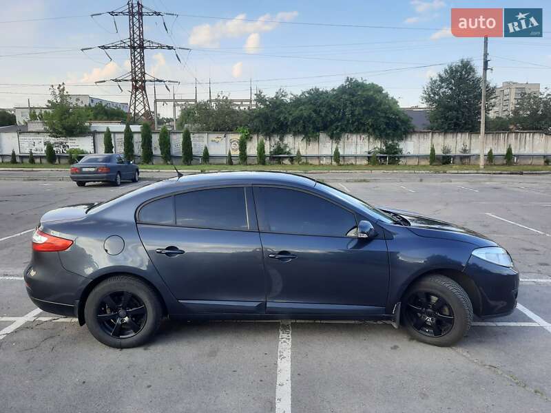 Седан Renault Fluence 2010 в Черкассах