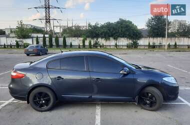 Седан Renault Fluence 2010 в 