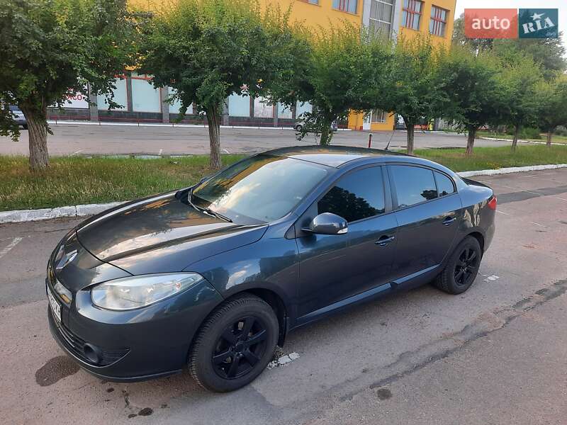 Седан Renault Fluence 2010 в Черкассах