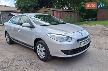 Седан Renault Fluence 2011 в 