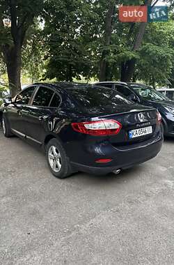 Седан Renault Fluence 2013 в 
