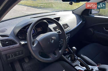 Седан Renault Fluence 2014 в 