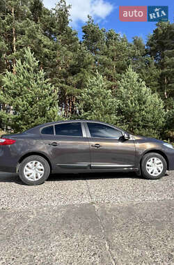 Седан Renault Fluence 2014 в 