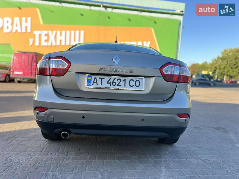 Седан Renault Fluence 2011 в Ивано-Франковске