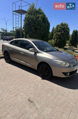 Седан Renault Fluence 2011 в Івано-Франківську