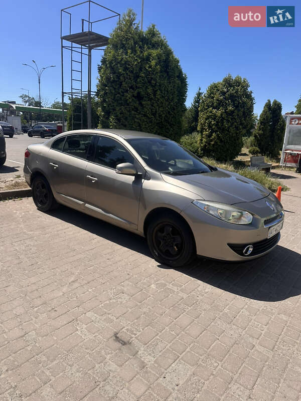 Седан Renault Fluence 2011 в Ивано-Франковске фото 16 Седан Renault Fluence 2011 в Ивано-Франковске