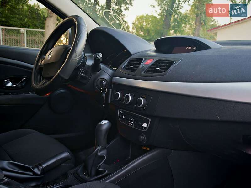 Седан Renault Fluence 2010 в Черновцах фото 20 Седан Renault Fluence 2010 в Черновцах