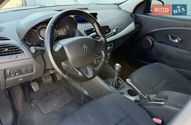 Седан Renault Fluence 2013 в 