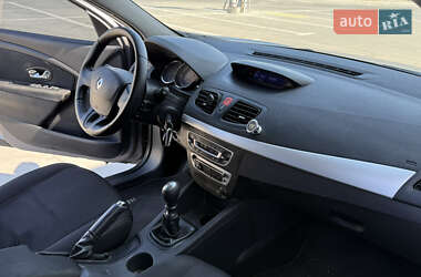 Седан Renault Fluence 2013 в 