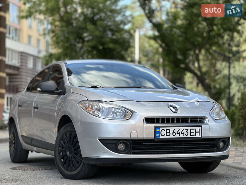 Седан Renault Fluence 2011 в Чернигове