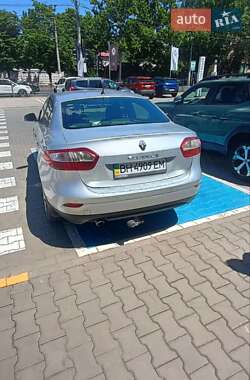 Седан Renault Fluence 2013 в 