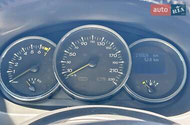 Седан Renault Fluence 2010 в 