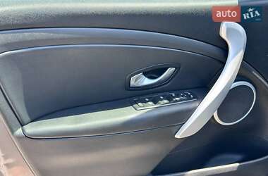Седан Renault Fluence 2010 в 