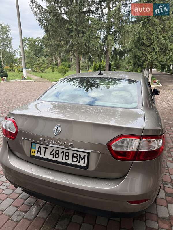 Седан Renault Fluence 2012 в Ивано-Франковске
