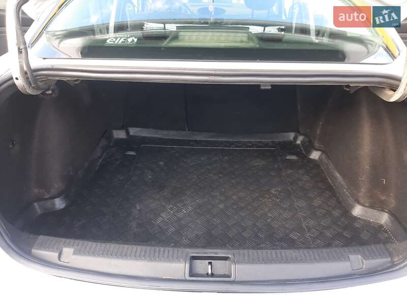 Седан Renault Fluence 2011 в Чернигове