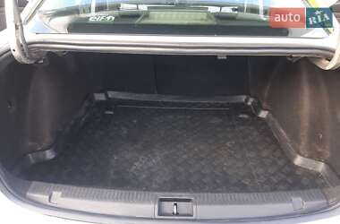 Седан Renault Fluence 2011 в 