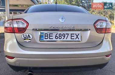 Седан Renault Fluence 2010 в 