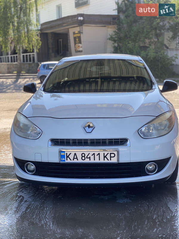 Седан Renault Fluence 2012 в Сквире
