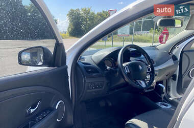 Седан Renault Fluence 2012 в 