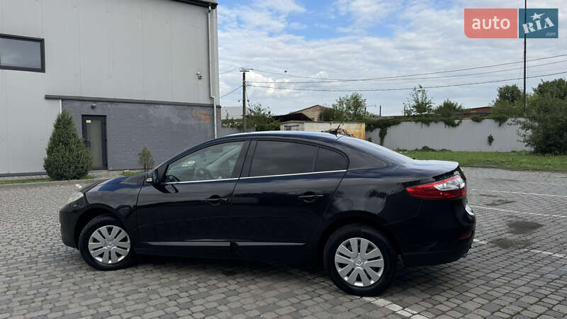 Седан Renault Fluence 2011 в Ивано-Франковске