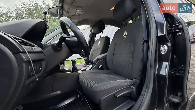 Седан Renault Fluence 2011 в Ивано-Франковске