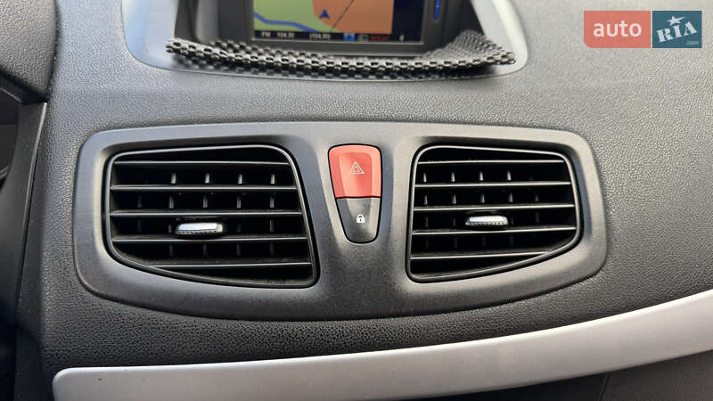 Седан Renault Fluence 2011 в Ивано-Франковске