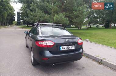 Седан Renault Fluence 2011 в 