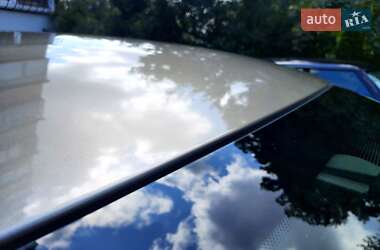 Седан Renault Fluence 2011 в 
