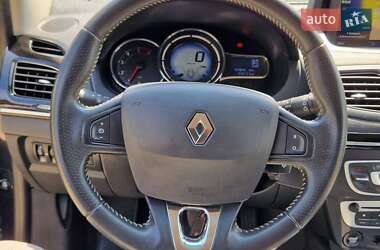 Седан Renault Fluence 2015 в 